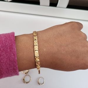 14kt yellow gold nugget bracelet